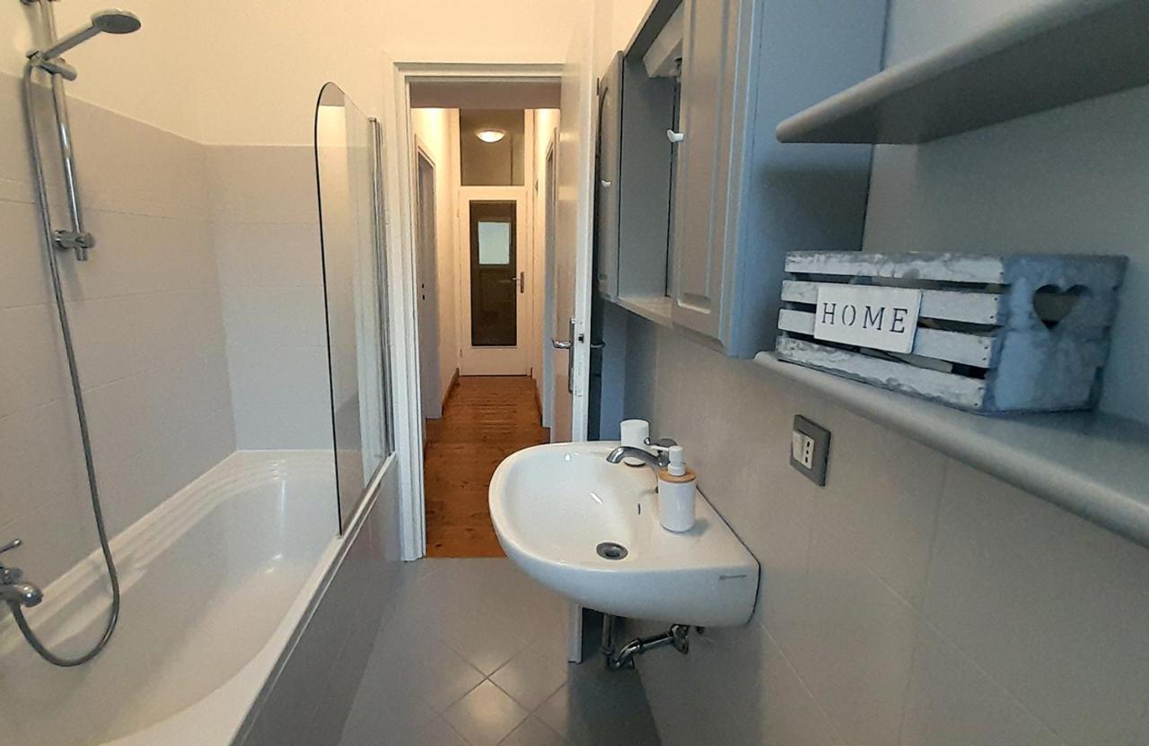 Ampio, Elegante Apt Con Aria Condizionata E Bici Gratis Viareggio Extérieur photo